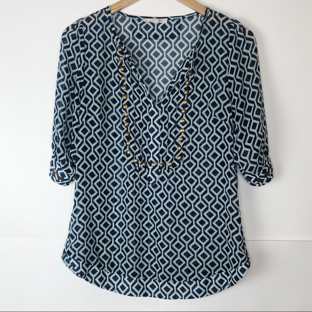 EUC 41 Hawthorn Moni Geo Printed Studded Blouse